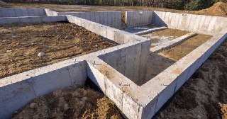 Ленточный фундамент Лесной цена от 2694 руб.